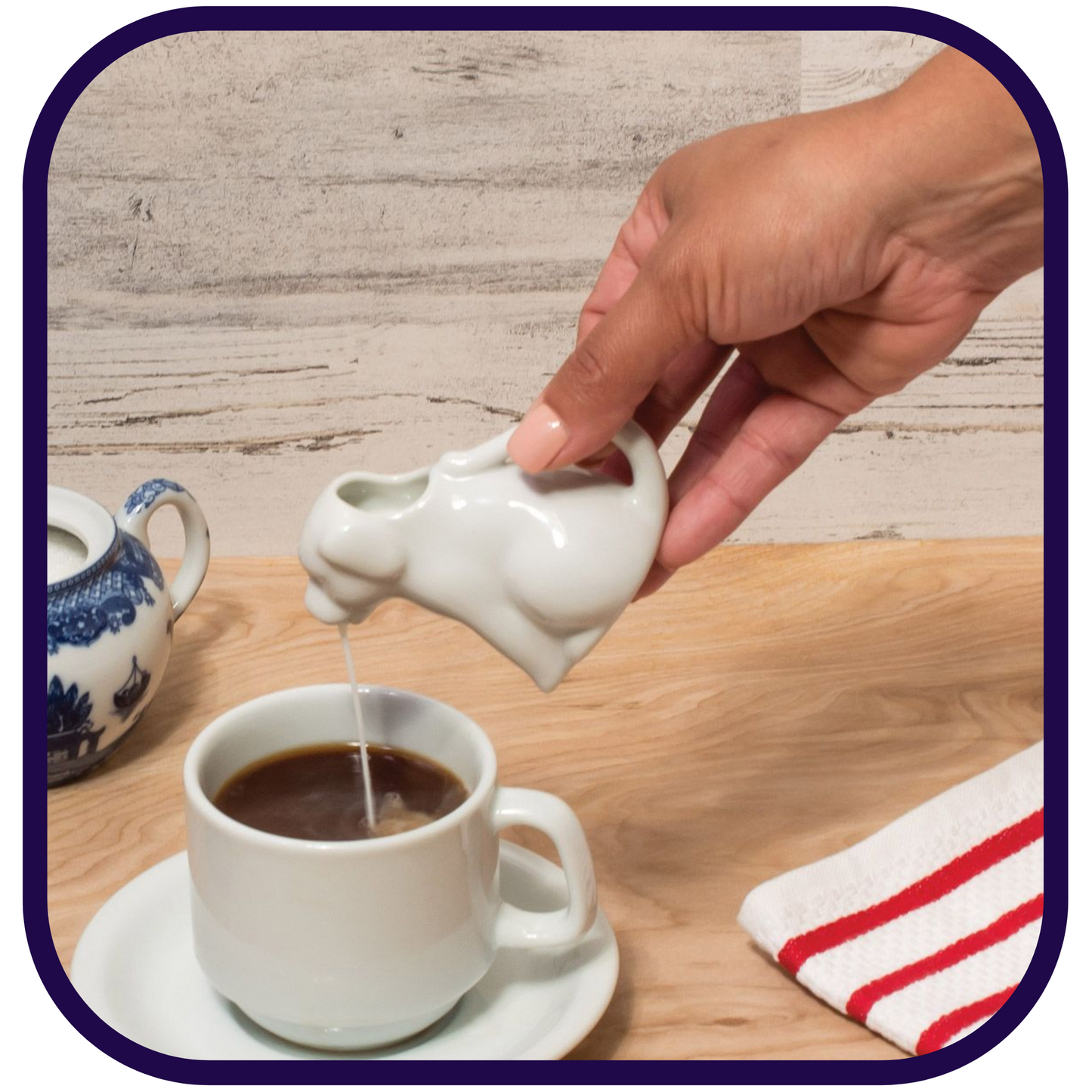 Porcelain Creamer: 2oz Mini Dog
